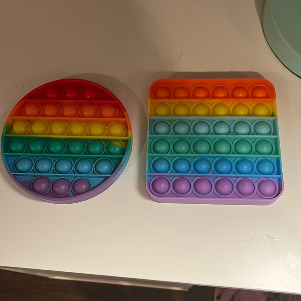 Rainbow pop or pack